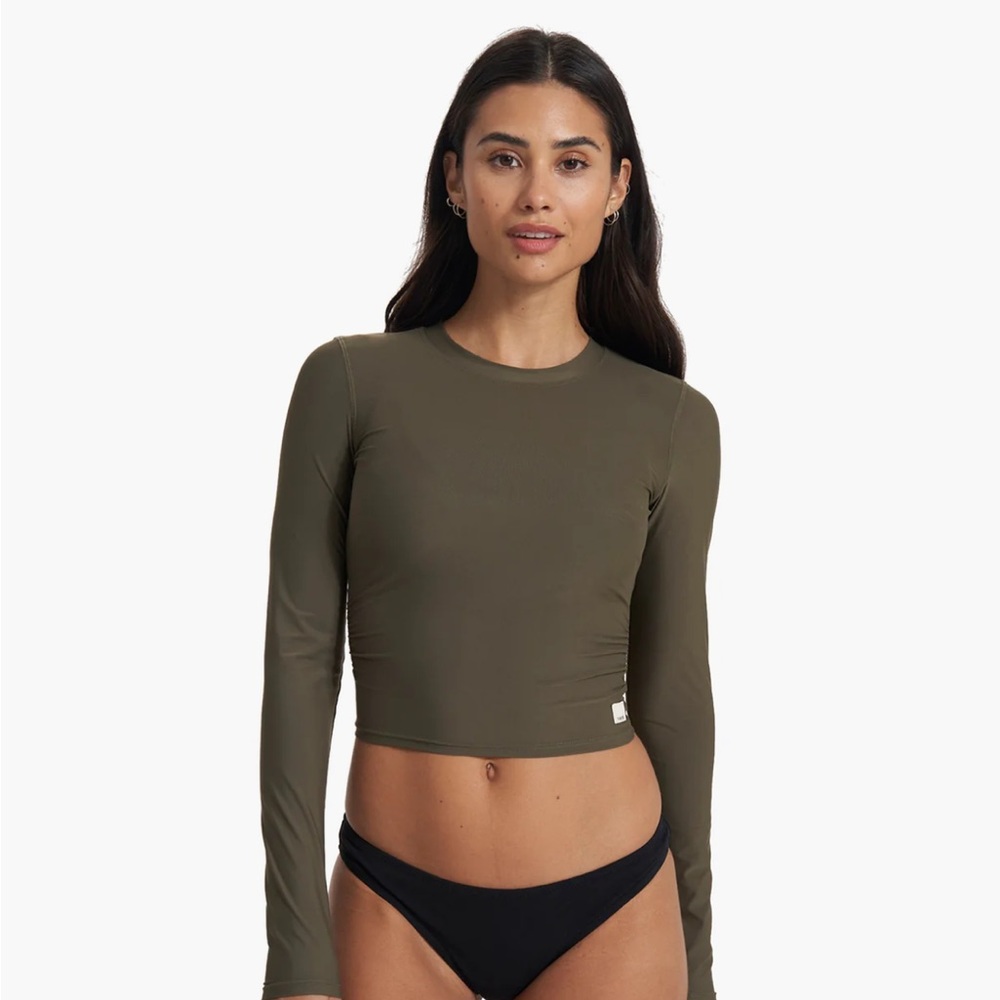 Vuori Long Sleeve Dune Crew Crop Swim Top